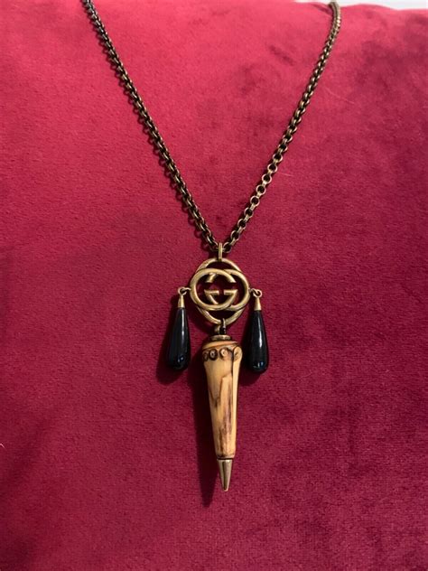 gucci necklace vintage.